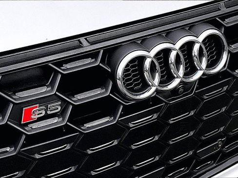 Used 2022 Audi S5 Premium Plus w/ Premium Plus image 26
