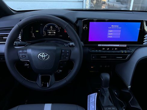 New 2026 Toyota Camry SE image 13