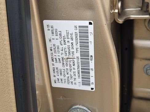 Used 2006 Honda Accord EX image 28
