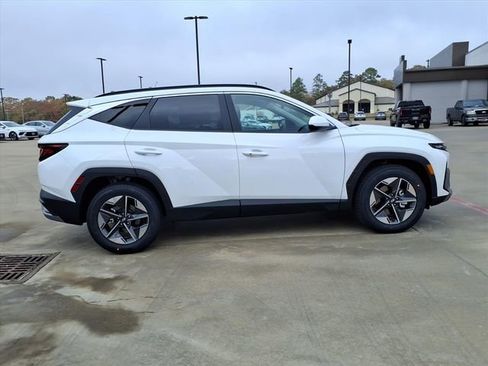 New 2026 Hyundai Tucson SEL image 2