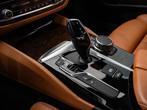 Used 2019 BMW 540i xDrive w/ Executive Package AWD/4WD image 38