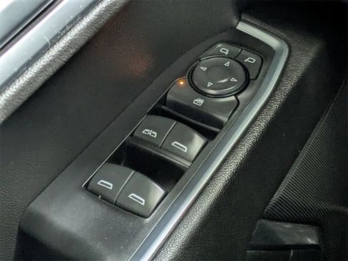 Used 2022 Chevrolet Silverado 1500 LT image 30