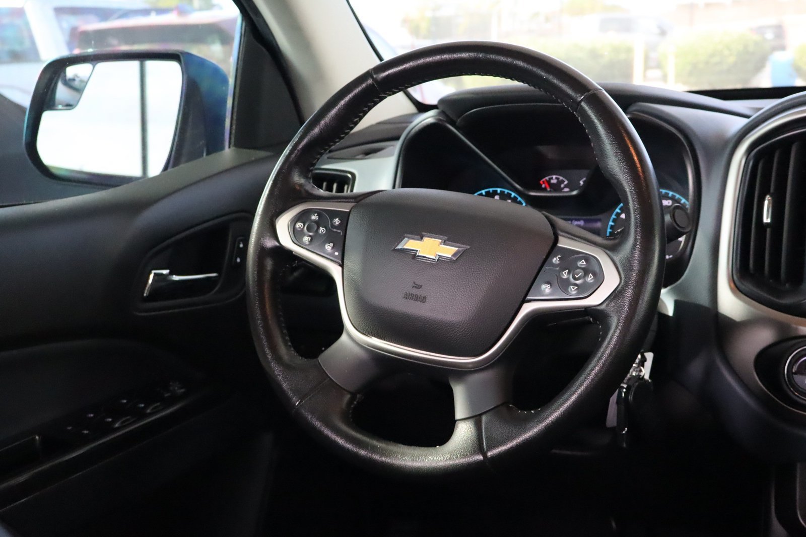 Used 2022 Chevrolet Colorado Z71 w/ Trail Boss Package AWD/4WD image 30
