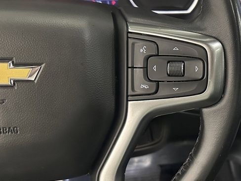 Used 2021 Chevrolet Suburban LT image 12