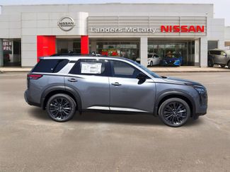 New 2026 Nissan Pathfinder SL w/ SL Premium Package FWD video 2