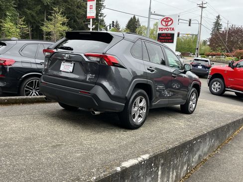 Certified 2025 Toyota RAV4 XLE AWD/4WD image 7