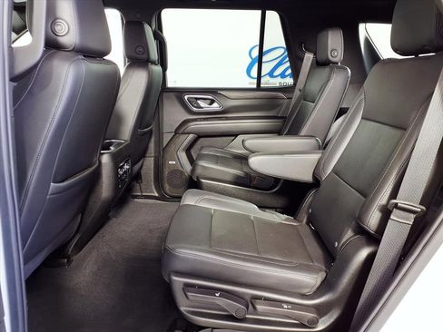 Used 2021 Chevrolet Tahoe Z71 w/ Z71 Signature Package image 8