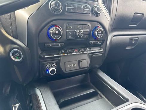 Used 2021 Chevrolet Silverado 1500 LT Trail Boss w/ Bed Protection Package AWD/4WD image 56
