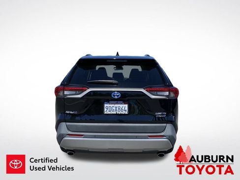 Certified 2022 Toyota RAV4 Limited AWD/4WD image 7