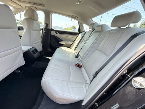 Used 2018 Honda Accord EX-L image 25