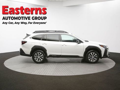 Used 2024 Subaru Outback Premium AWD/4WD image 39