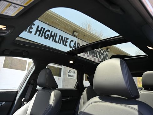 Used 2023 INFINITI QX50 Sport AWD/4WD image 3