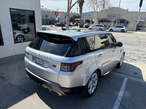 Used 2018 Land Rover Range Rover Sport HSE AWD/4WD image 15