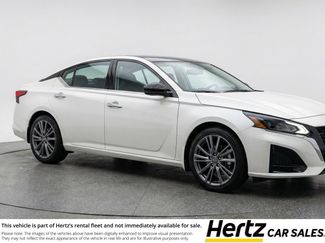 Used 2025 Nissan Altima 2.5 SV video 1