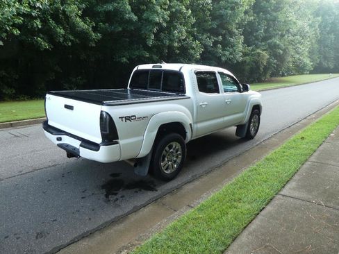 Used 2012 Toyota Tacoma PreRunner w/ TRD Sport Upgrade Pkg RWD image 26
