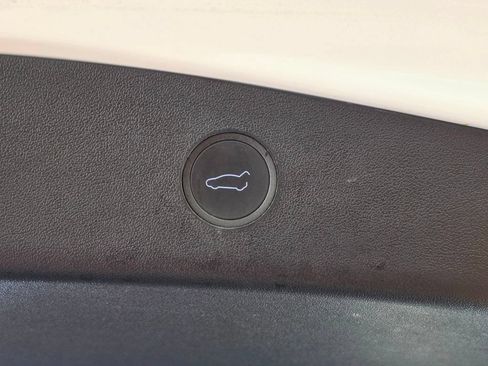 Used 2023 Tesla Model 3 Standard Range RWD image 21