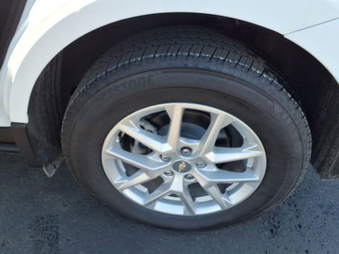 Used 2023 Chevrolet Equinox LT w/ Driver Convenience Package AWD/4WD image 22