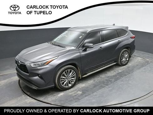 Used 2022 Toyota Highlander Platinum image 36