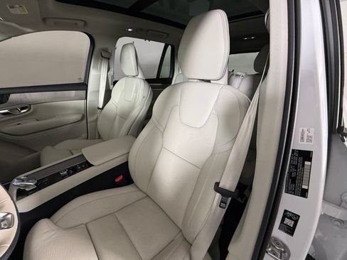 Used 2026 Volvo XC90 B6 Ultra w/ Protection Package AWD/4WD image 6
