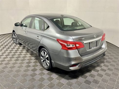 Used 2018 Nissan Sentra SL image 11