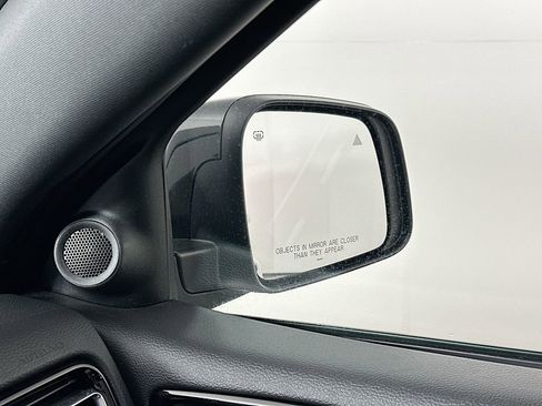 Certified 2024 Dodge Durango SXT image 27