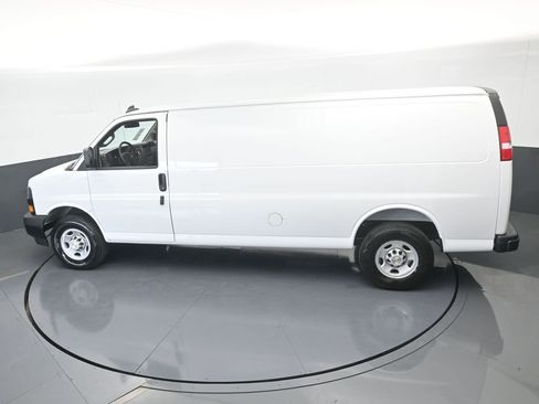 New 2025 Chevrolet Express 3500 Extended w/ Driver Convenience Package image 41