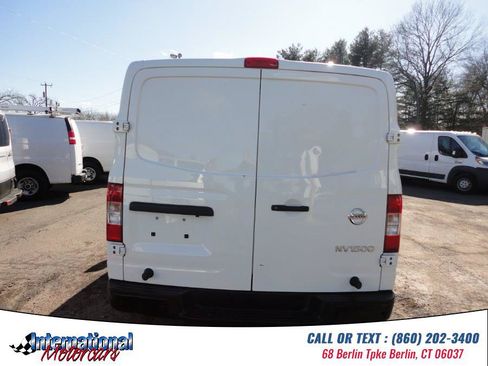 Used 2020 Nissan NV 1500 SV RWD image 5
