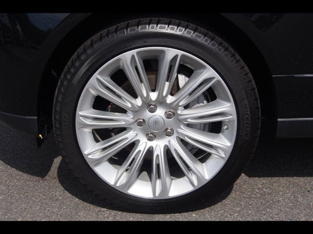 Used 2021 Land Rover Range Rover AWD/4WD image 9