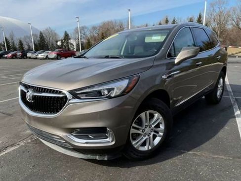 Used 2020 Buick Enclave Essence image 4