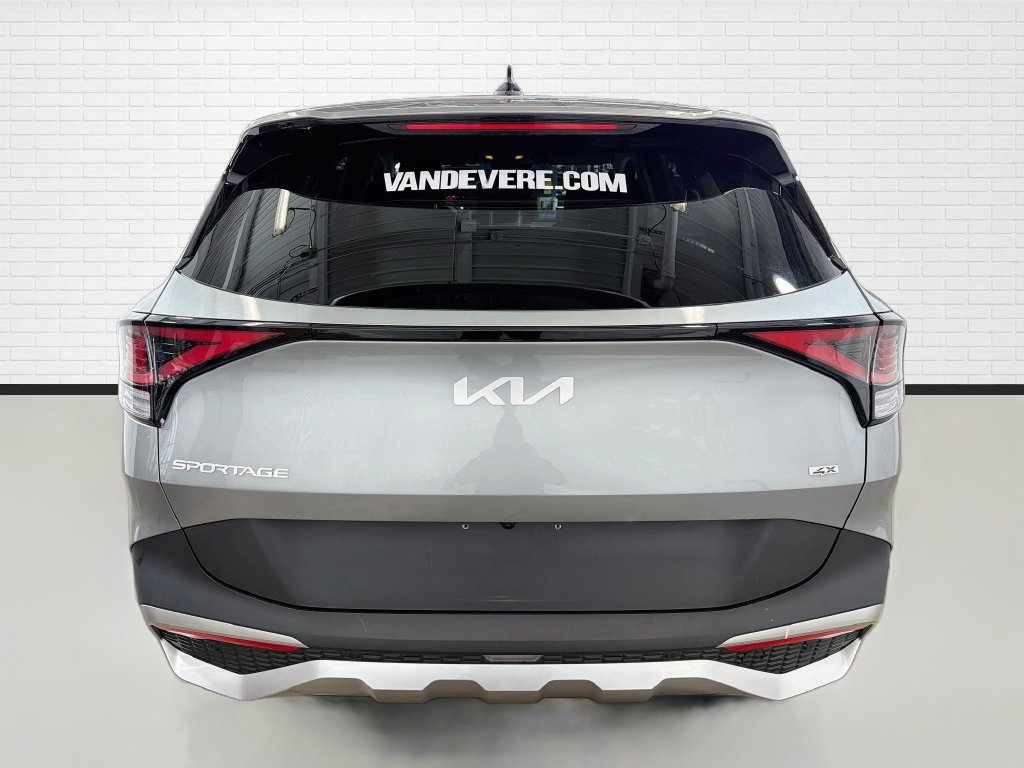 Used 2023 Kia Sportage LX AWD/4WD image 8