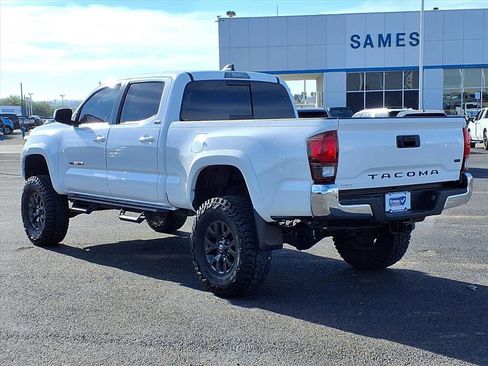 Used 2021 Toyota Tacoma SR5 image 5