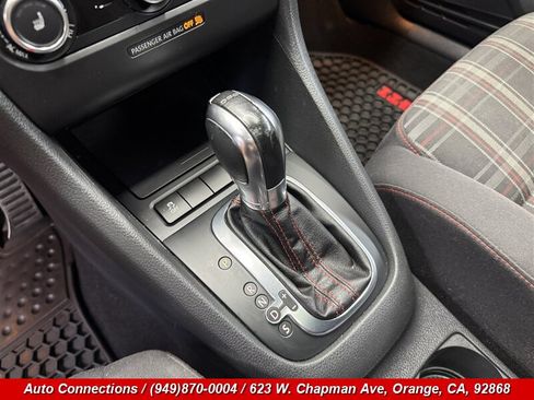 Used 2012 Volkswagen Golf 4-Door FWD image 19