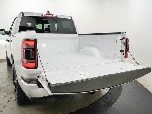 Used 2023 RAM 1500 Big Horn AWD/4WD image 9
