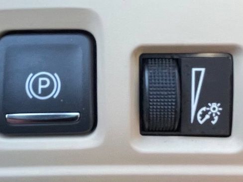 Used 2019 Cadillac XT5 Luxury FWD image 24