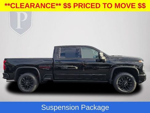New 2026 Chevrolet Silverado 2500 High Country w/ High Country Premium Package AWD/4WD image 5