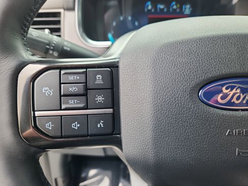Used 2024 Ford F150 Platinum AWD/4WD image 20