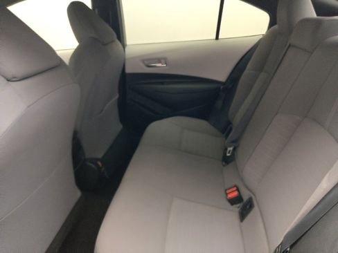 Used 2020 Toyota Corolla SE FWD image 18