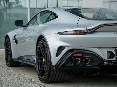 New 2026 Aston Martin V8 Vantage Coupe image 12