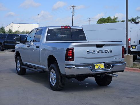 New 2026 RAM 2500 Tradesman AWD/4WD image 5