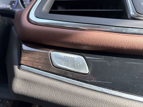 Used 2020 Buick Enclave Avenir w/ Avenir Technology Package image 20