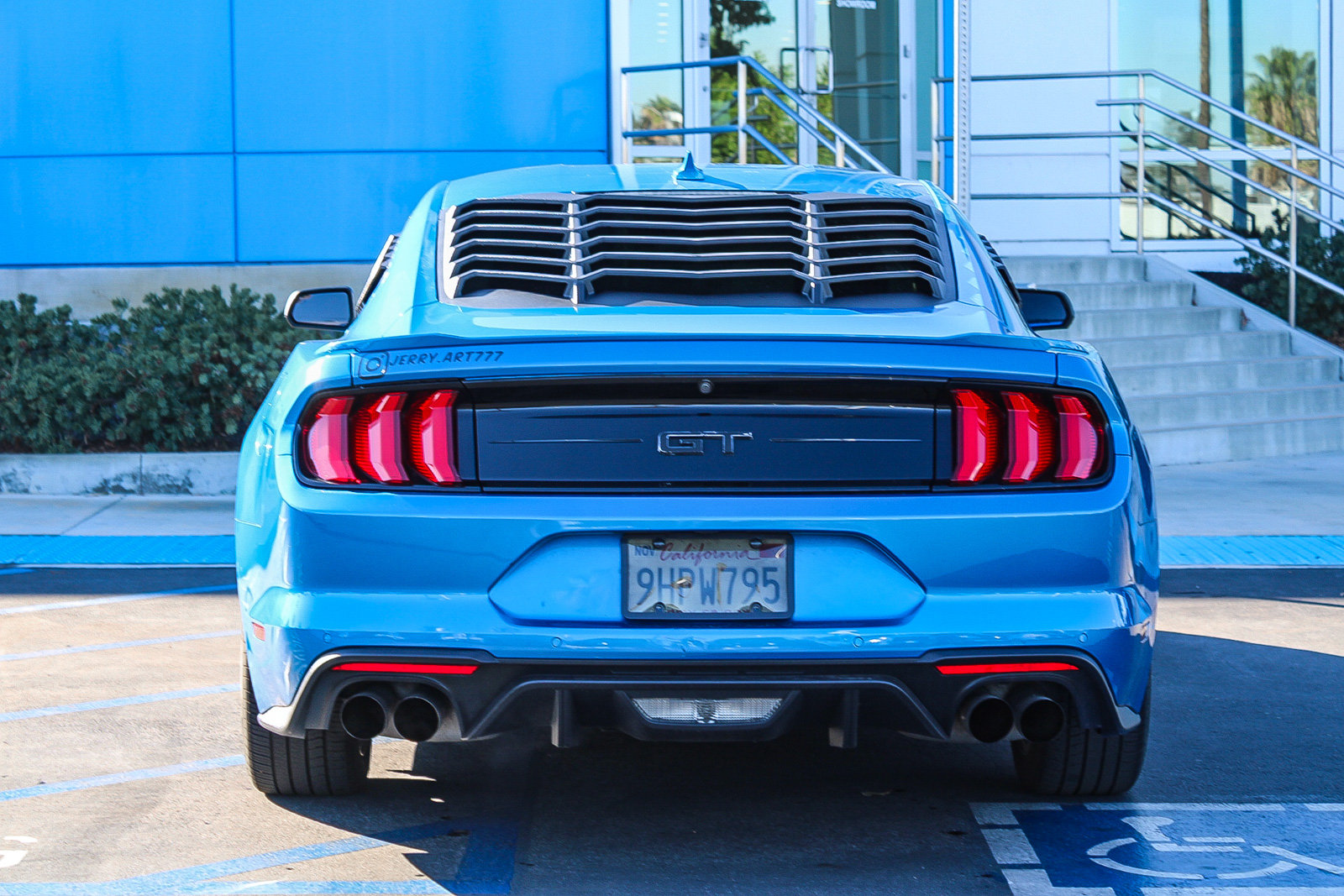 Used 2021 Ford Mustang GT RWD image 8
