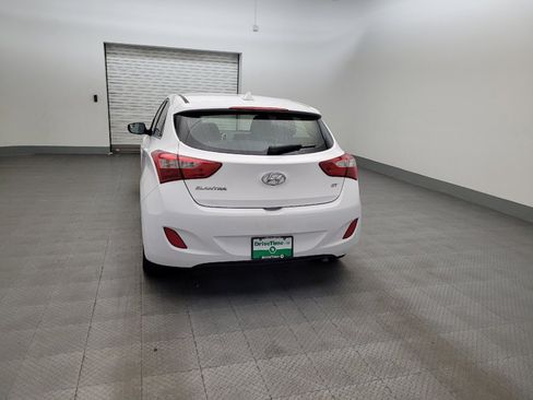 Used 2016 Hyundai Elantra GT w/ Option Group 02 FWD image 6