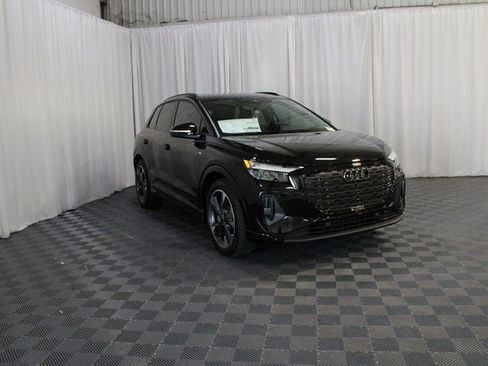 Used 2025 Audi Q4 e-tron Premium Plus AWD/4WD image 32
