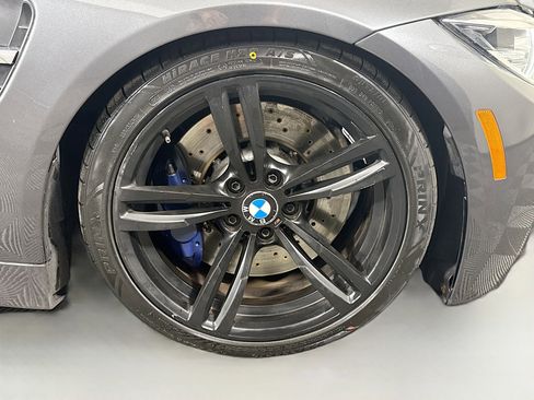 Used 2020 BMW M4 Coupe w/ M Driver's Package image 30