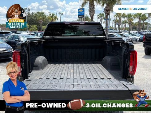 Used 2023 GMC Sierra 1500 SLT w/ SLT Premium Package AWD/4WD image 11