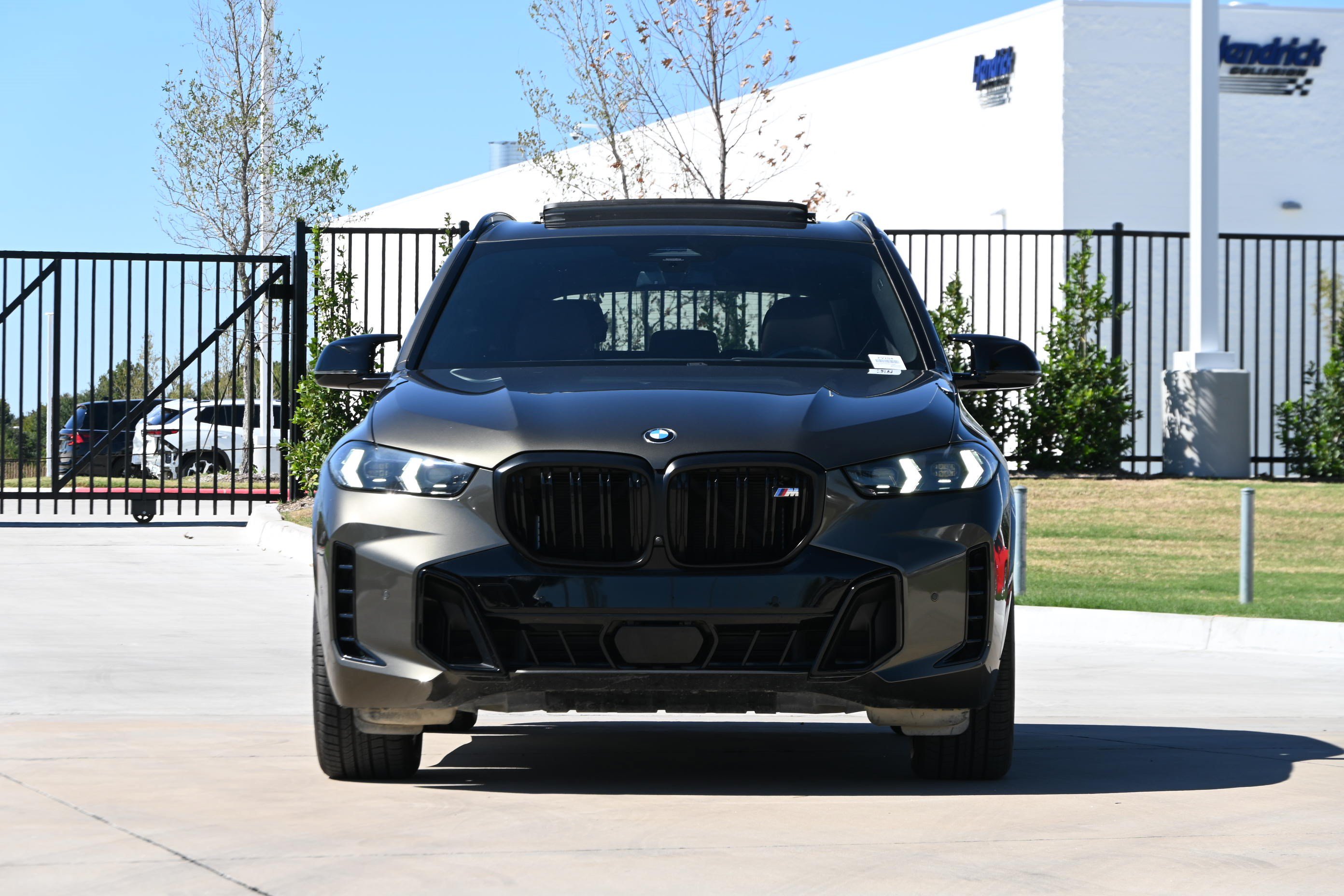 Used 2025 BMW X5 M60i w/ Executive Package AWD/4WD image 3