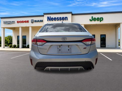 Used 2020 Toyota Corolla SE FWD image 6
