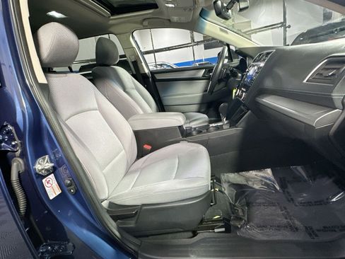 Used 2019 Subaru Outback 2.5i Premium image 35