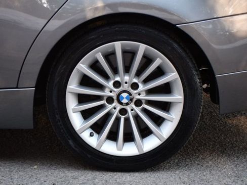 Used 2011 BMW 335i xDrive Sedan image 14