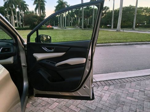 Used 2019 Subaru Ascent Limited image 37